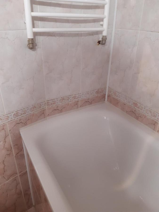 4 Площа Гагаріна Apartment Vinița Exterior foto