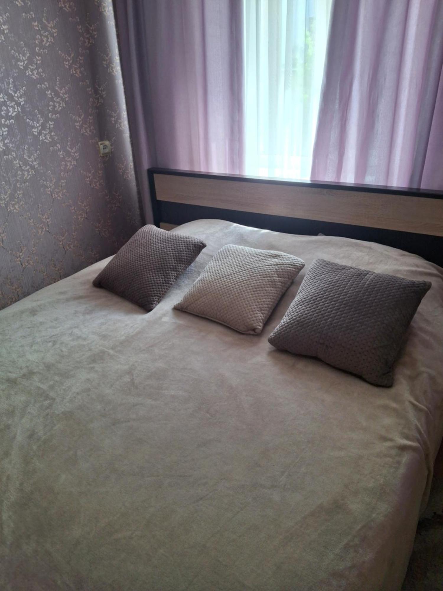 4 Площа Гагаріна Apartment Vinița Exterior foto